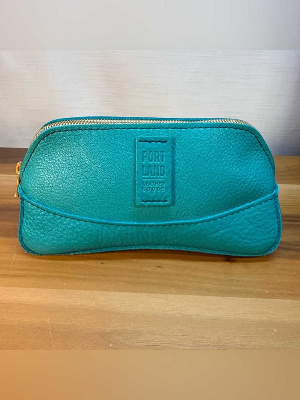 NWOT Portland Leather Goods Artisan Pouch Cosmetic Bag Vibrant Teal Pebblet